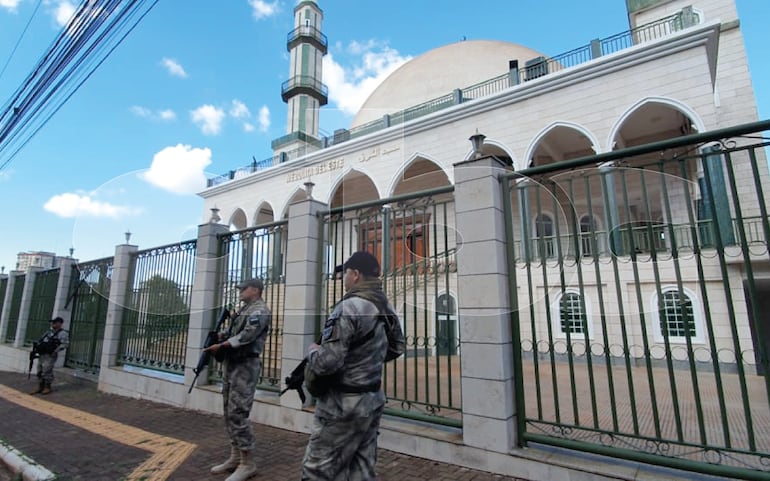 La mezquita Alkhaulafa Al-Rashdeen de Ciudad del Este es una de las más grande de la zona de Triple Frontera.