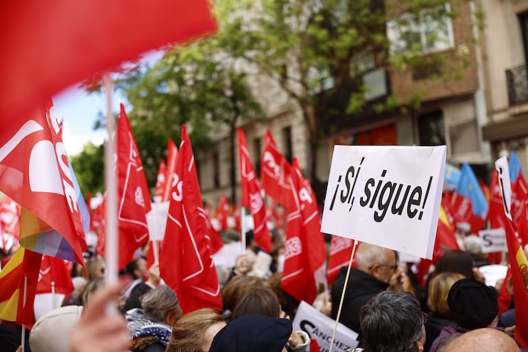 Militantes de las agrupaciones socialistas de España se manifiestan en Madrid, el pasado sábado.