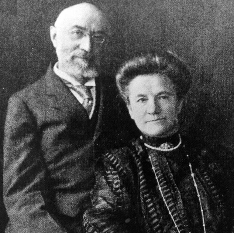 Isidor e Ida Straus, la pareja que iba en el Titanic.