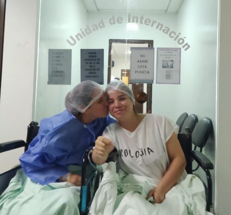 Unidas por el amor: paciente con lupus dejará de depender de una máquina de diálisis gracias a un trasplante de riñón.