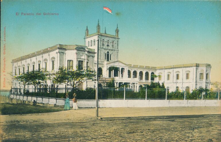 El Palacio de Gobierno engalanado para alguna actividad oficial.