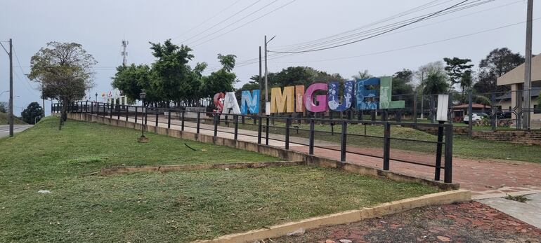 La comunidad de San Miguel en el departamento de Misiones, se prepara para celebrar a su santo patrono.