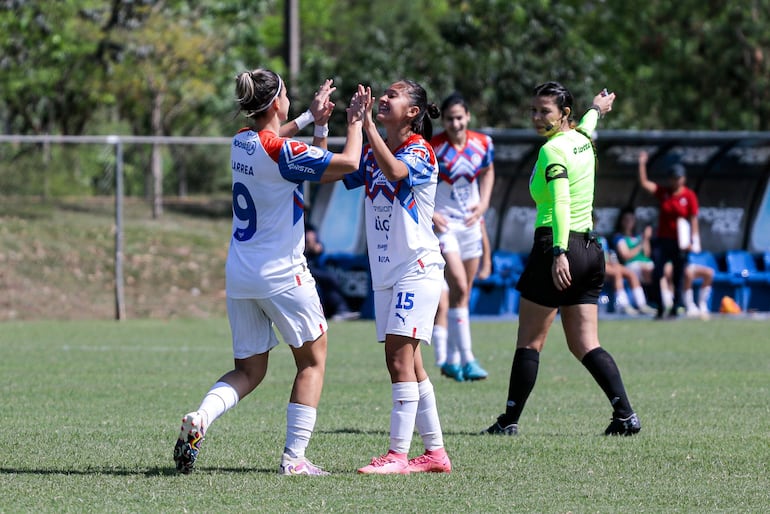 Cerro Porteño goleó a Tacuary FBC 5-0 y fue el último en clasificar a semis