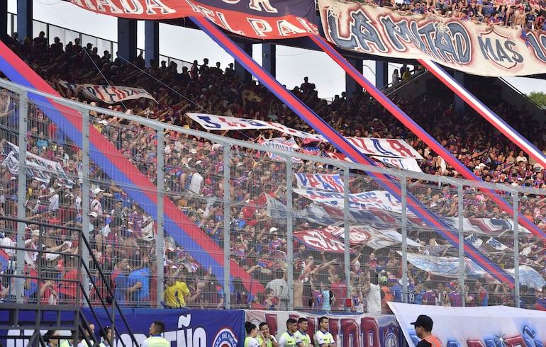 Cerro Porteño vs Olimpia,  Gustavo Machado 18-08-2024