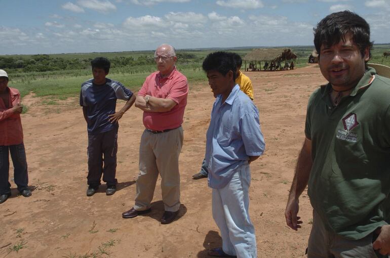 El doctor Abilio Obregón sigue asistiendo a los sectores más carenciados del Alto Paraná.