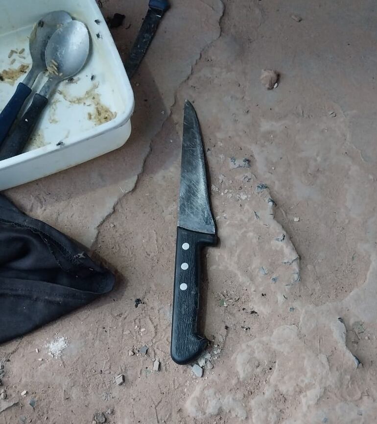 El cuchillo que fue encontrado en poder del presunto autor del asesinato.