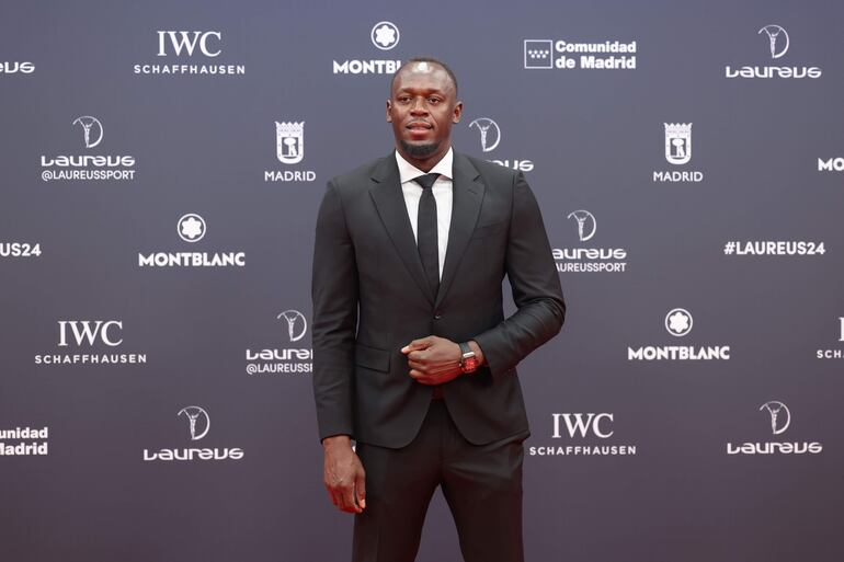 El exatleta jamaicano Usain Bolt llegó muy elegante a la gala de entrega de los Premios Laureus en el Palacio Cibeles de Madrid. (EFE/ Kiko Huesca)
