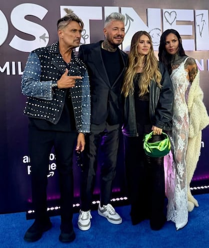 Marcelo Tinelli con sus hijas Candelaria y Micaela, y su primo Tirri.