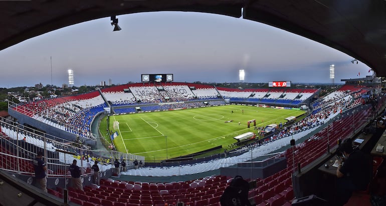 El estadio Defensores del Chaco será modernizado gracias al convenio entre la Asociación Paraguaya de Fútbol y una empresa privada.