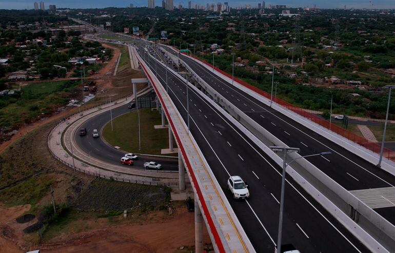 Puente Héroes del Chaco.