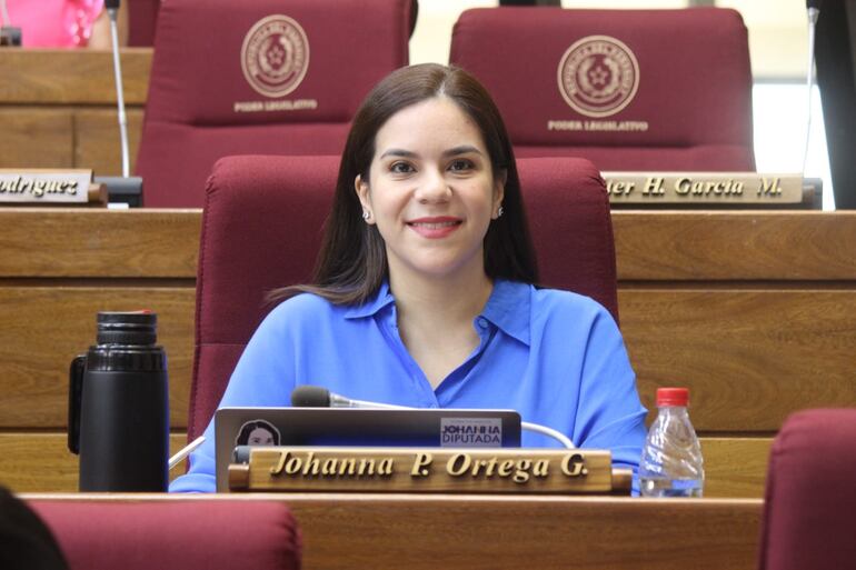 Johanna Ortega, diputada de PPS. 