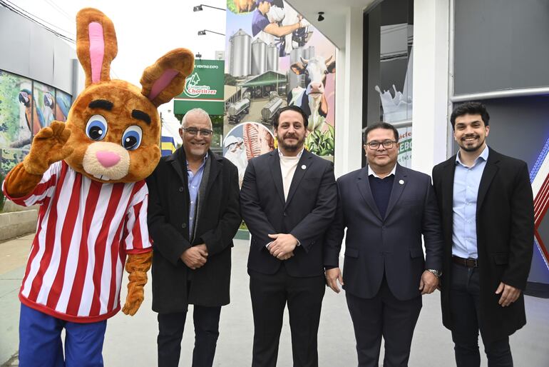 Ricardo López, Fernando Villasboa, Michael Sánchez y Lucca Mazzoleni. 