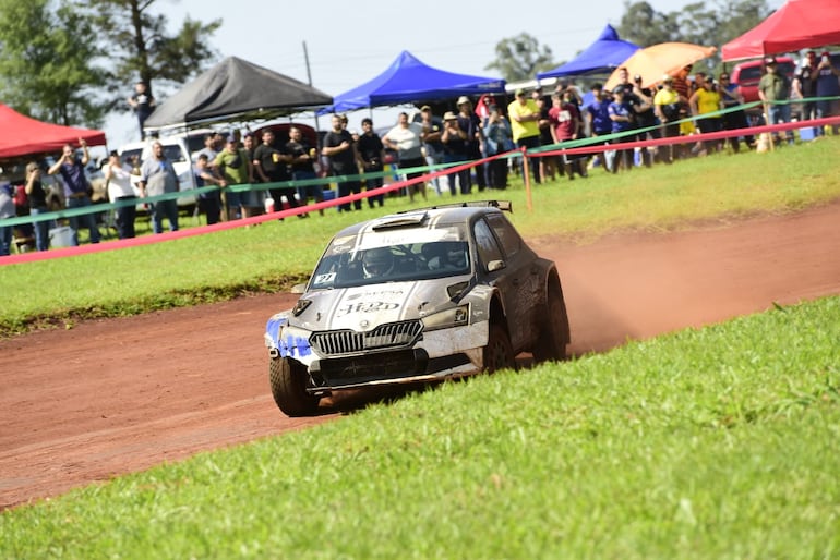 Diego Domínguez Bejarano completó el podio en la general 4x4.