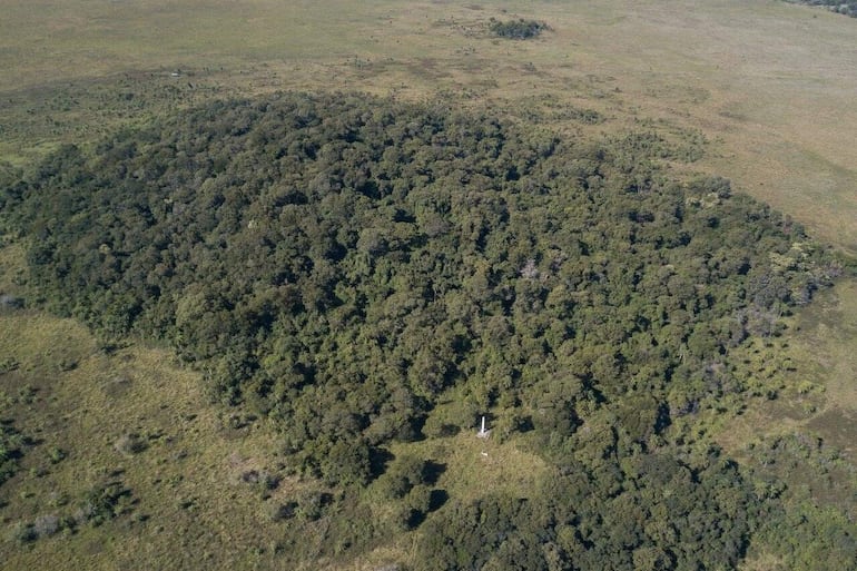 El Cerro Mba'e o Cerro Porteño fue escenario de la cuenta batalla donde las tropas paraguayas salió victoriosa el 19 de enero de 1811.