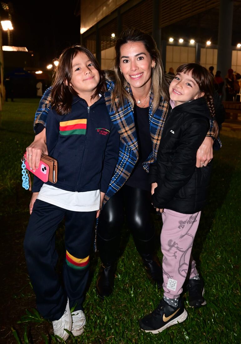 Marcus Koerich, Mónica Alonso y Julieta Daniel Benítez.