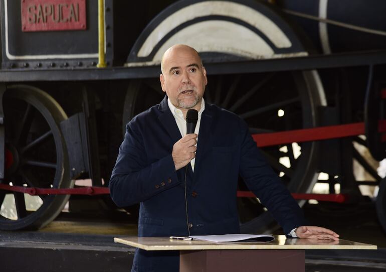 Facundo Salinas, presidente de Ferrocarriles del Paraguay SA (Fepasa).