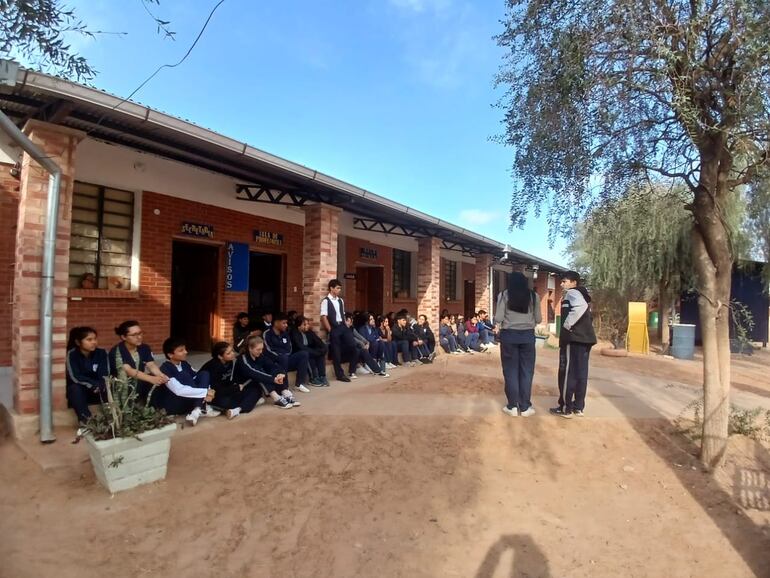 Los alumnos están sin desarrollar clases y a la espera de una solución.