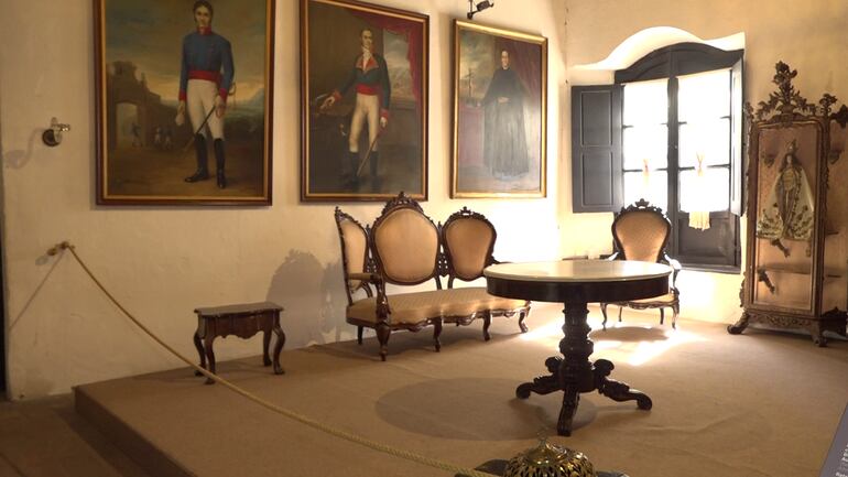 La sala de visitas, es la habitación principal de la Casa de la Independencia.