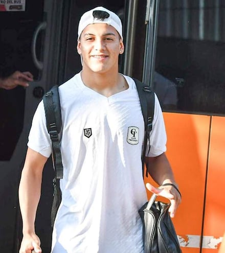 Matías Argüello (18 años), futbolista de Tacuary.