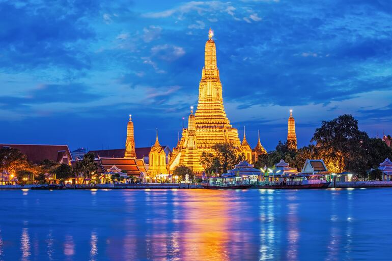 Templo budista Wat Arun, Bangkok, Tailandia.