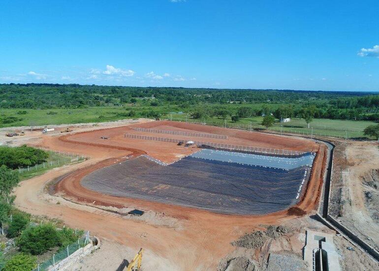 La planta de tratamiento cloacal de Horqueta va tomando forma con 95% de avance.