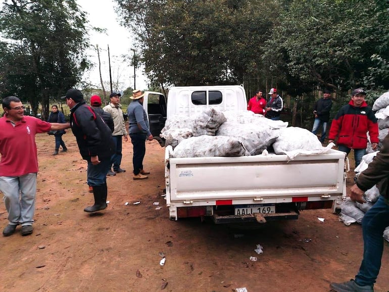 Tras protesta de productores reciben primera partida de semilla de papa en distritos de Paraguarí.