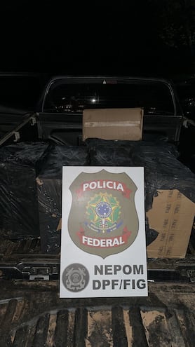 Las cajas de cigarrillos paraguayos incautadas por la Policía Federal de Brasil.