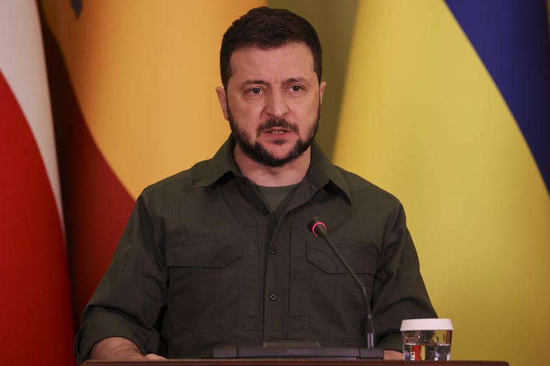 El presidente ucraniano, Volodimir Zelenski, afirmó el martes que Rusia está llevando a cabo un “genocidio” con el secuestro de niños, en un llamado por la solidaridad ante la Asamblea General de las Naciones Unidas.