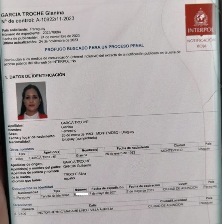 Notificación roja de Gianina García Troche, esposa de Sebastián Marset.