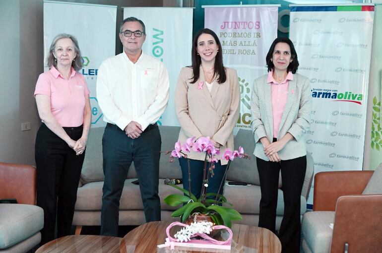 Juana Baldock, Pablo González, Jazmín Pallares y Norah Giménez.