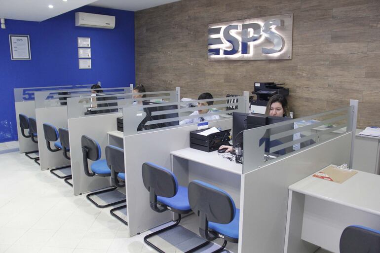 El SPS se destaca ampliamente por otorgar una amplia cobertura.