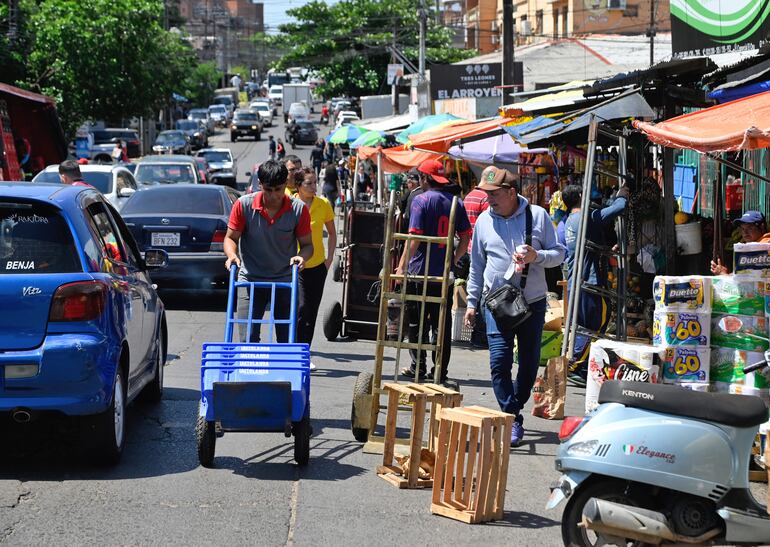 Los locales del Mercado Nº 4 son muy visitados por los compradores, pero lastimosamente también, por los malvivientes.