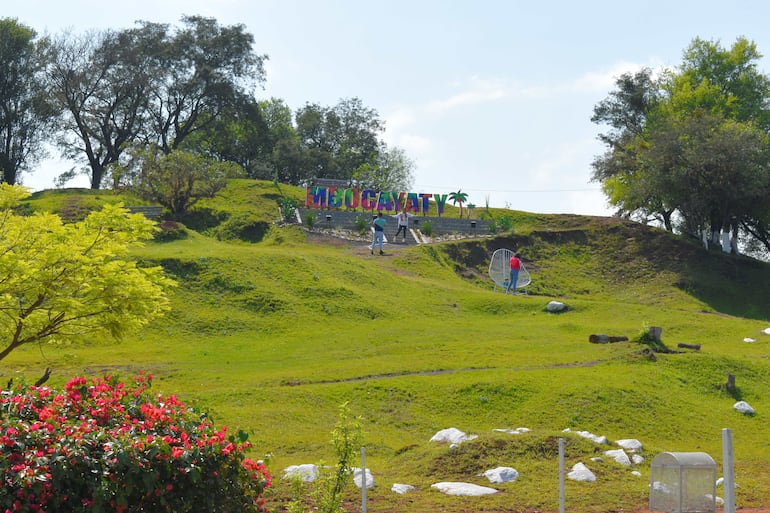 Emblemático cerrito de Mbocayaty del Guairá, ubicado en el acceso oeste a la diudad.