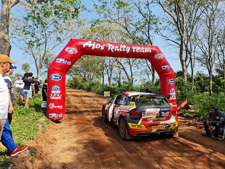 Saba y Mussano (VW) durante una competencia en el  2023.