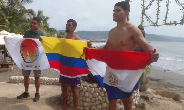 Ángel "Poderoso" Bogado de Paraguay competirá esta tarde en Colombia.