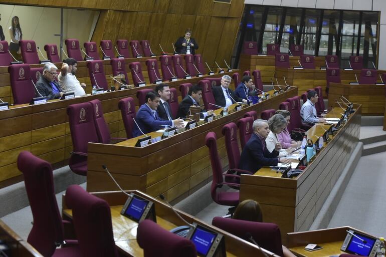 Sesión de la Comisión Permanente del Congreso.