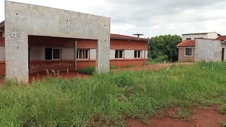 Diez obras de puestos de salud están abandonadas e inconclusas en el departamento de Alto Paraná