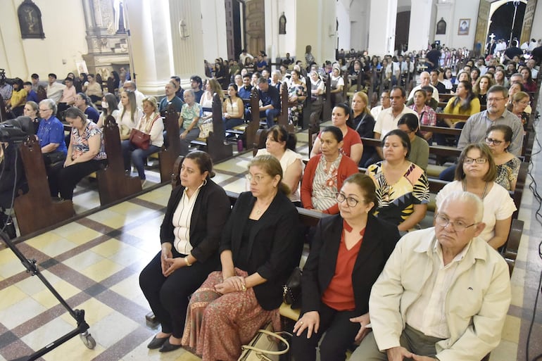 Misa de la "Cena del Señor" en la Catedral Metropolitana de Asunción.