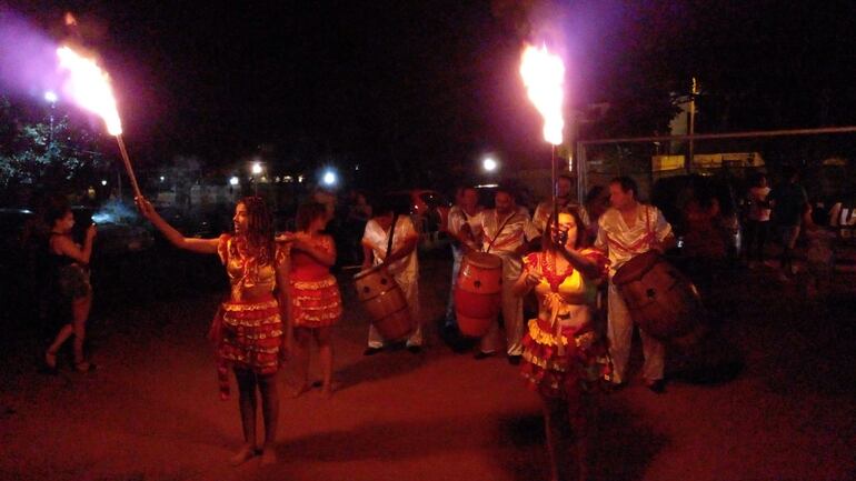 Festival Kamba "Lázaro Vive" se realizó anoche.