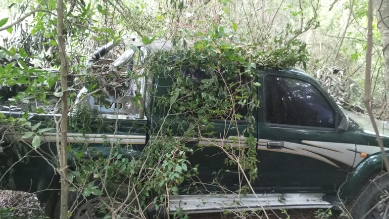 Recuperan camioneta robada del exfutbolista de la selección paraguaya de fútbol Estanislao Struway.