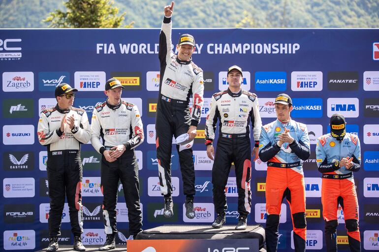 Podio: 1) Ogier-Landais, 2) Evans-Martin y 3) Neuville-Wydaeghe.