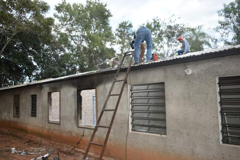 Iniciaron la reparación del pabellón  siniestrado en CEASIL.