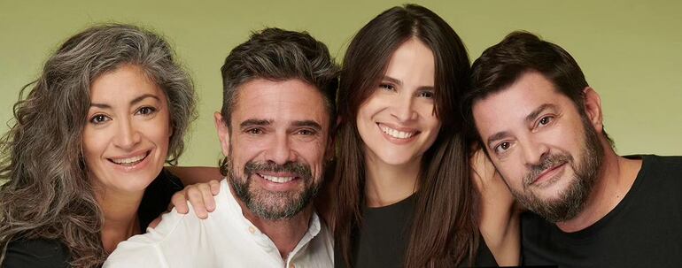 Carla Conte, Luciano Castro, Mica Riera y Pablo Rago, el elenco de la obra teatral "El divorcio".