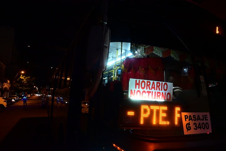 “Búho”, el transporte público nocturno, ya está en marcha en Asunción y San Lorenzo