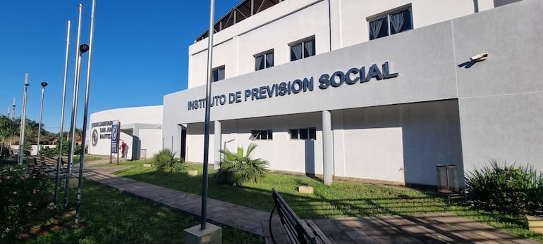 En la Unidad del Instituto de Previsión Social de San Juan Bautista, Misiones, no cuentan con medicamentos para pacientes crónicos y enfermedades básicos.