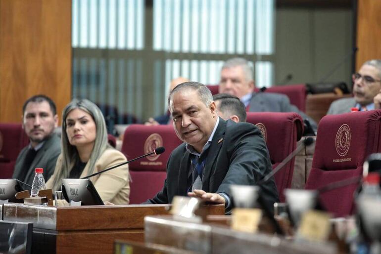 El defensor general, Javier de Jesús Esquivel. (Foto : Prensa Senado)