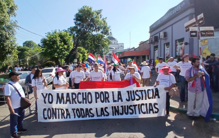 “Lucharemos contra el cartismo que cercena y aplasta nuestros derechos” dijo, la exsenadora Kattya González