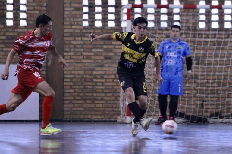 Juego entre Afemec y Deportivo Recoleta, con saldo positivo para los “educadores”.