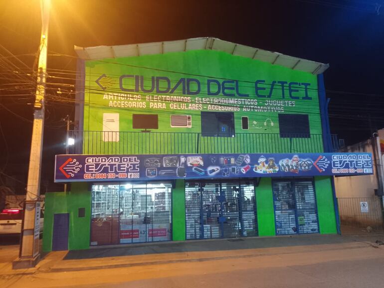 Este local comercial es mencionado por los estafadores para retirar productos que supuestamente compraron a través de la plataforma Marketplace.