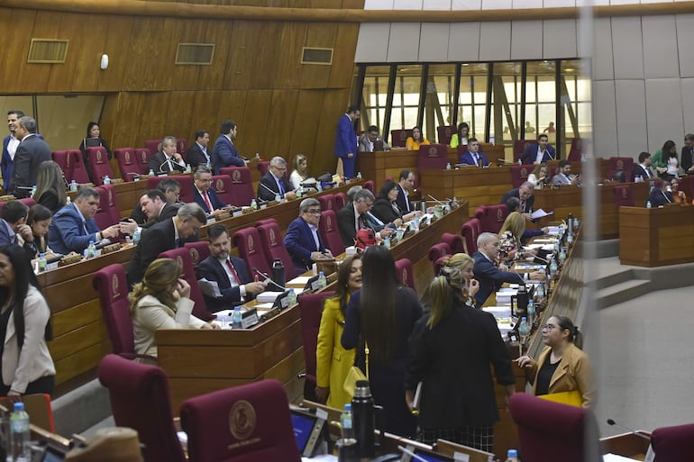 La Cámara de Diputados tiene hoy en agenda 16 proyectos a analizar.